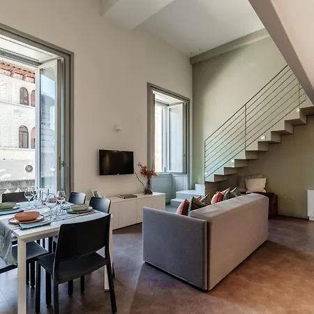 Loggia Visconti - By Myhomeincomo Apartmán