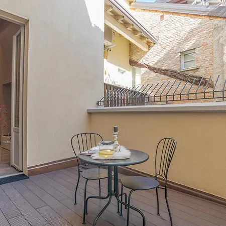 Loggia Visconti - By Myhomeincomo Como