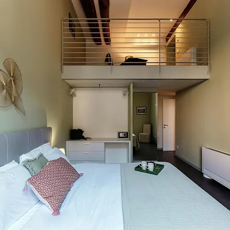 Loggia Visconti - By Myhomeincomo Apartmán