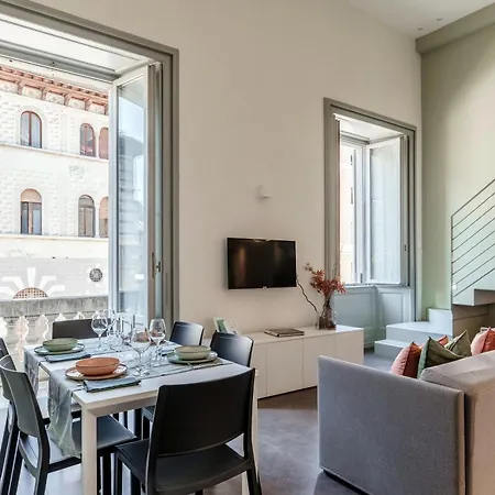 Loggia Visconti - By Myhomeincomo Apartmán Como