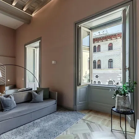 Apartmán Loggia Visconti - By Myhomeincomo Como